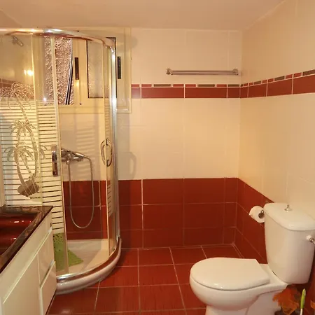 Apartment Valeon Three
